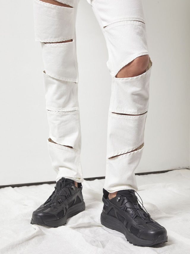 Moore Cut-Out Jeans